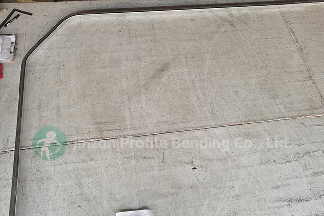 Stretch Bending of Sightseeing Vehicle Frames